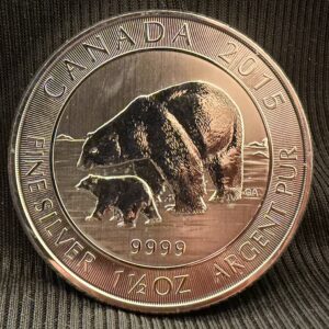 1.5 oz Royal Canadian Mint Polar Bear 2015 Pure Silver Coin